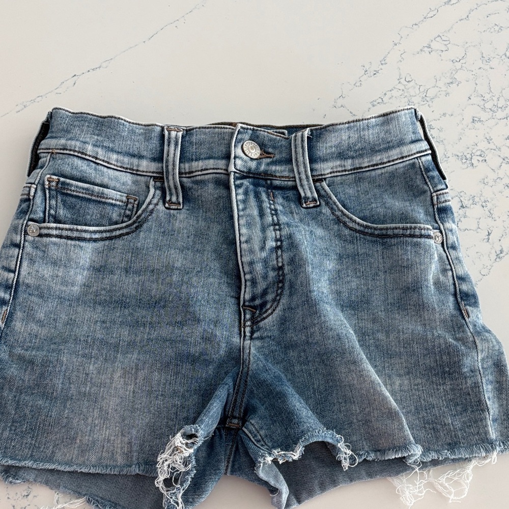 Express Women's Distressed High-Rise Denim Shorts - Light Blue Wash